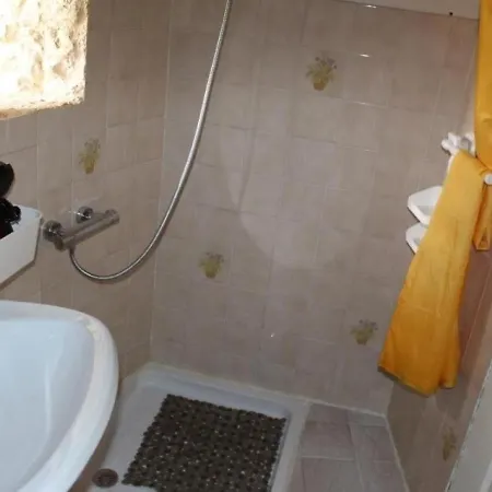 Auch, 2 Pieces, 2 Personnes - Fr-1-483-221 Ferienhaus *